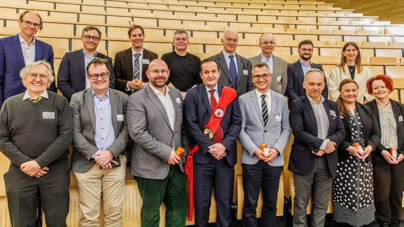 UKR, Uniklinikum Regensburg, Universitätsklinikum Regensburg, Regensburg, ECMO-Zentrum Regensburg, ECMO, Extrakorporale Membranoxygenierung, Prof. Dr. Thomas Müller, Klinik und Poliklinik für Innere Medizin II, Kardiologie, Herz-Kreislauf-Stillstand